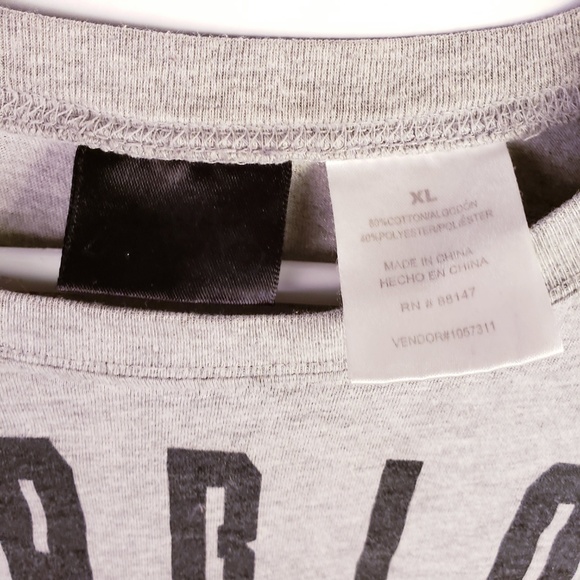 Throw Back Retro Super Mario T-Shirt - Picture 2 of 5